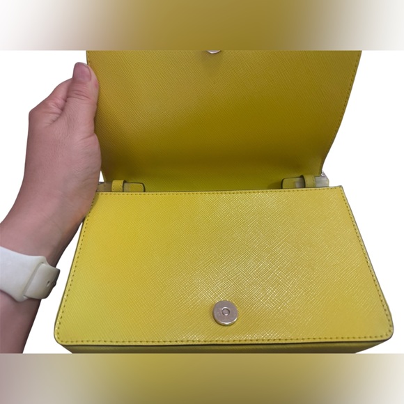 Kate Spade Lime Green Crossbody with Silver Chain - Picture 3 of 6